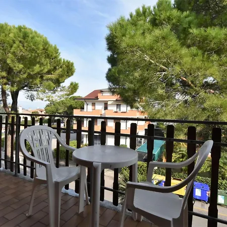 Apartment Locazione Turistica Residence Giardino-3 *