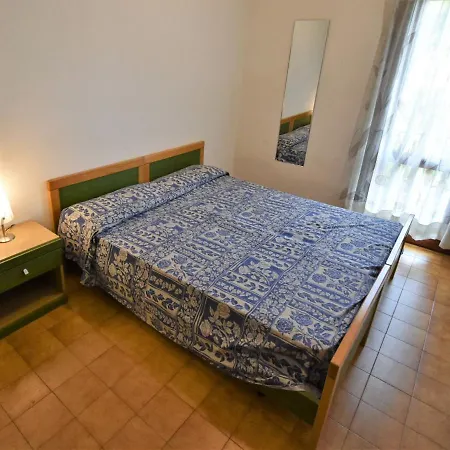 Apartment Locazione Turistica Residence Giardino-3 *